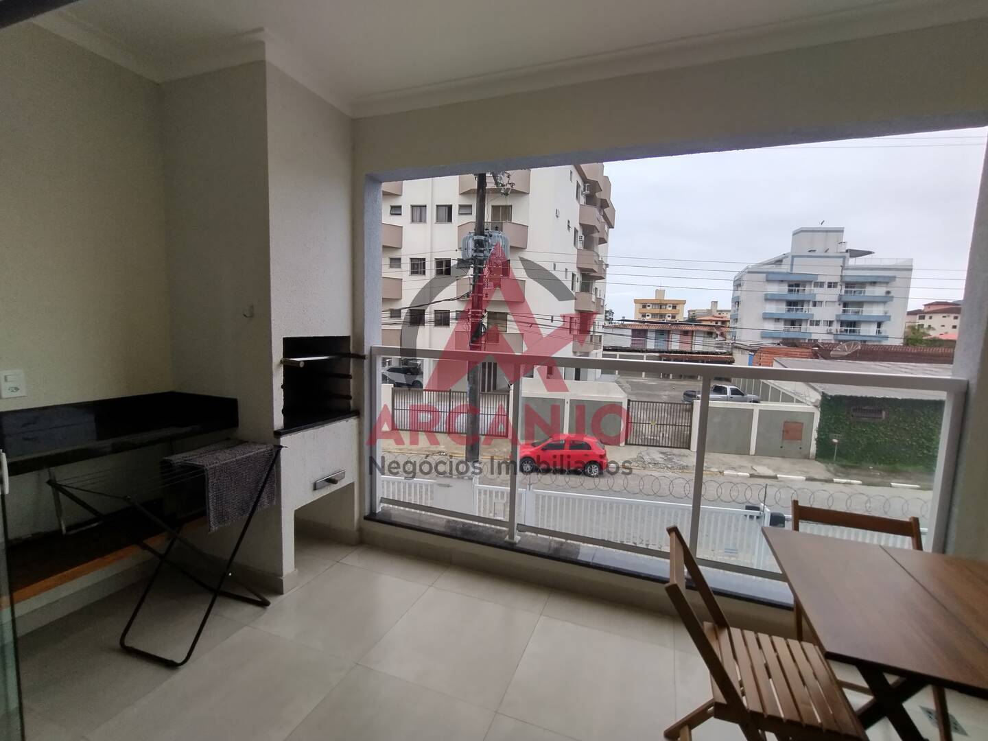 Apartamento à venda com 2 quartos, 70m² - Foto 4