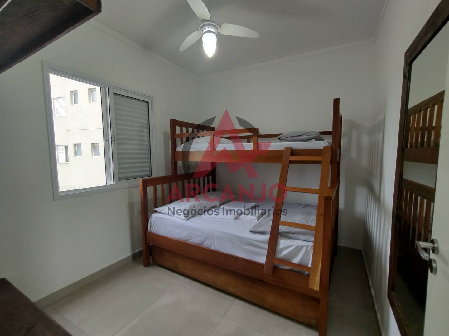 Apartamento à venda com 2 quartos, 70m² - Foto 8