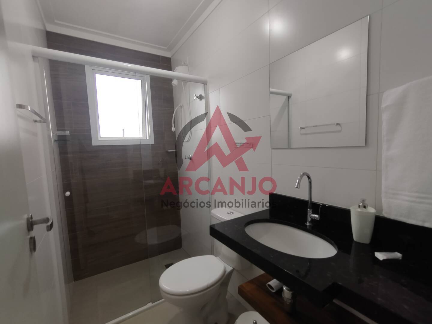 Apartamento à venda com 2 quartos, 70m² - Foto 11