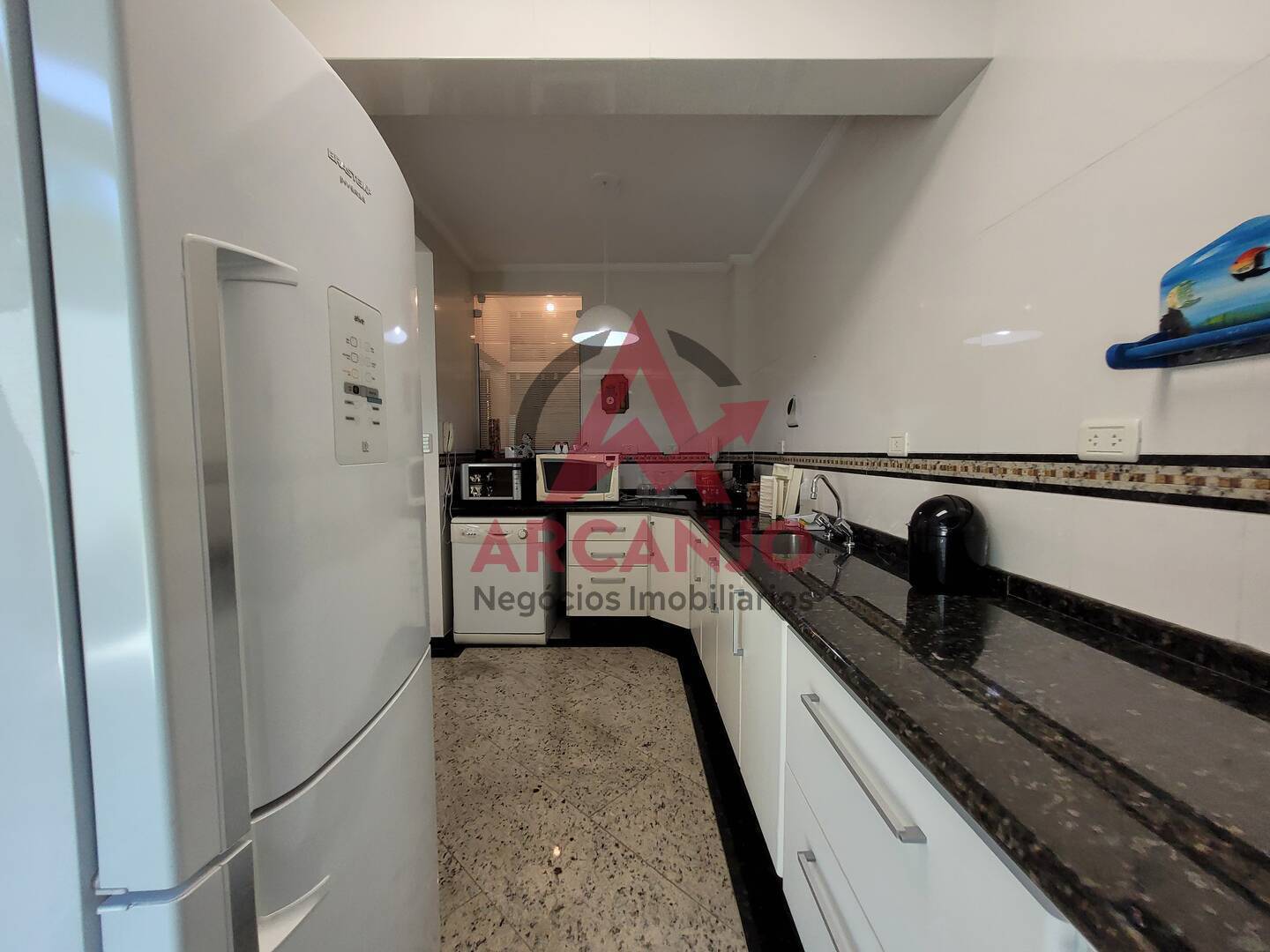 Casa à venda com 3 quartos, 200m² - Foto 54