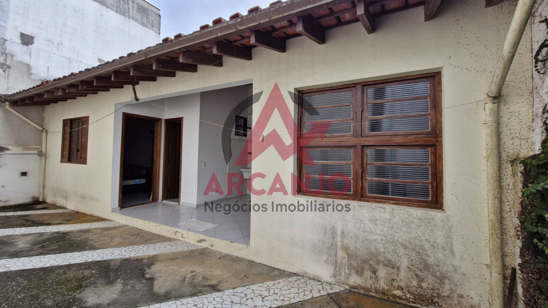 Casa à venda com 5 quartos, 193m² - Foto 31