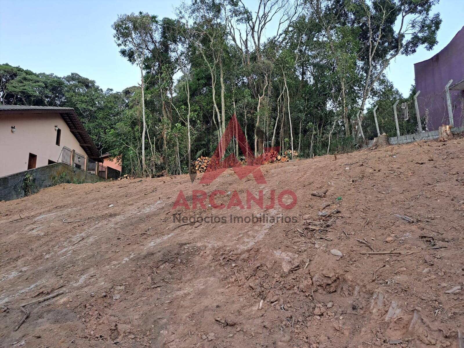 Terreno à venda, 1200m² - Foto 1