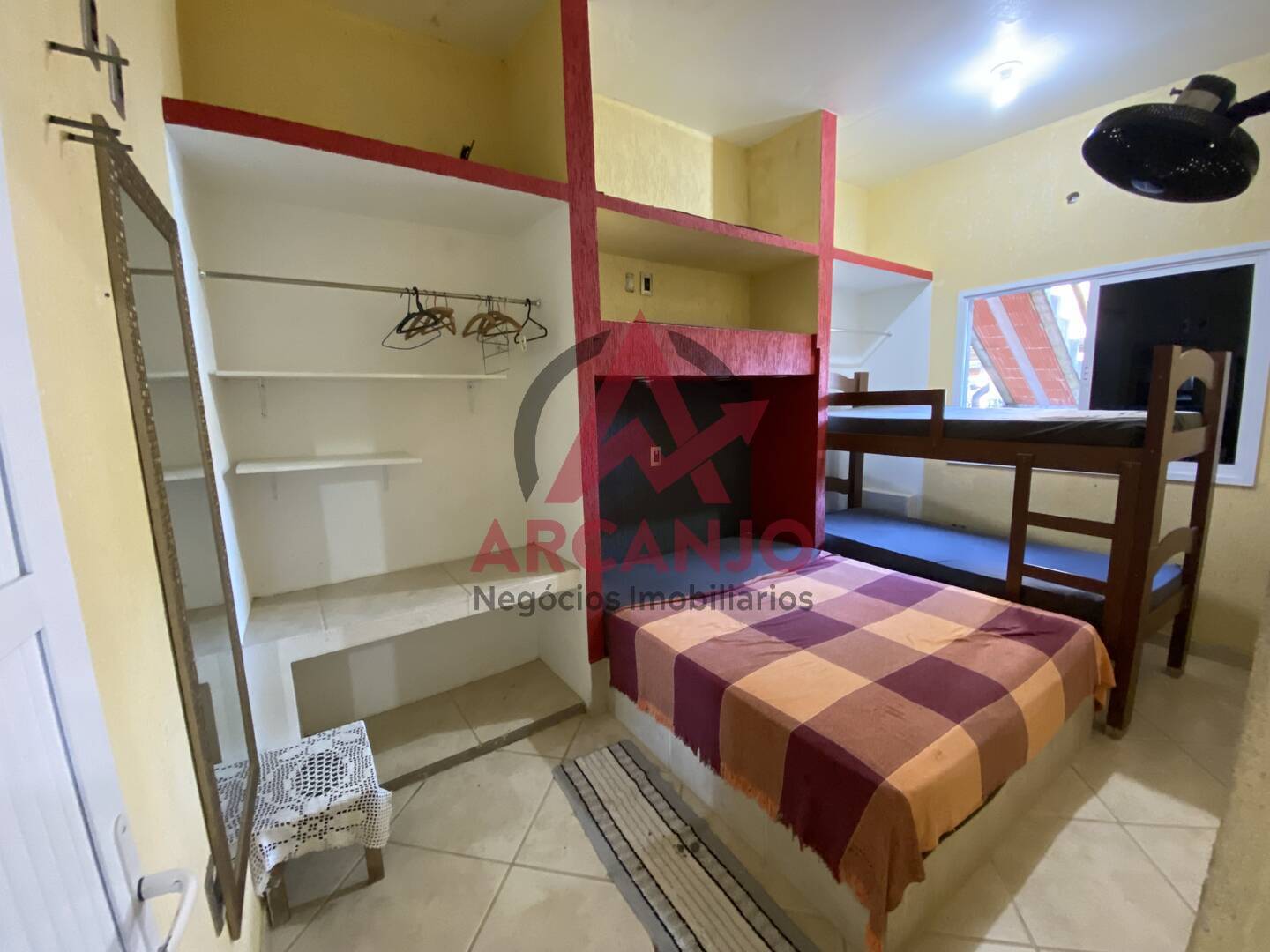 Casa à venda com 2 quartos, 79m² - Foto 5