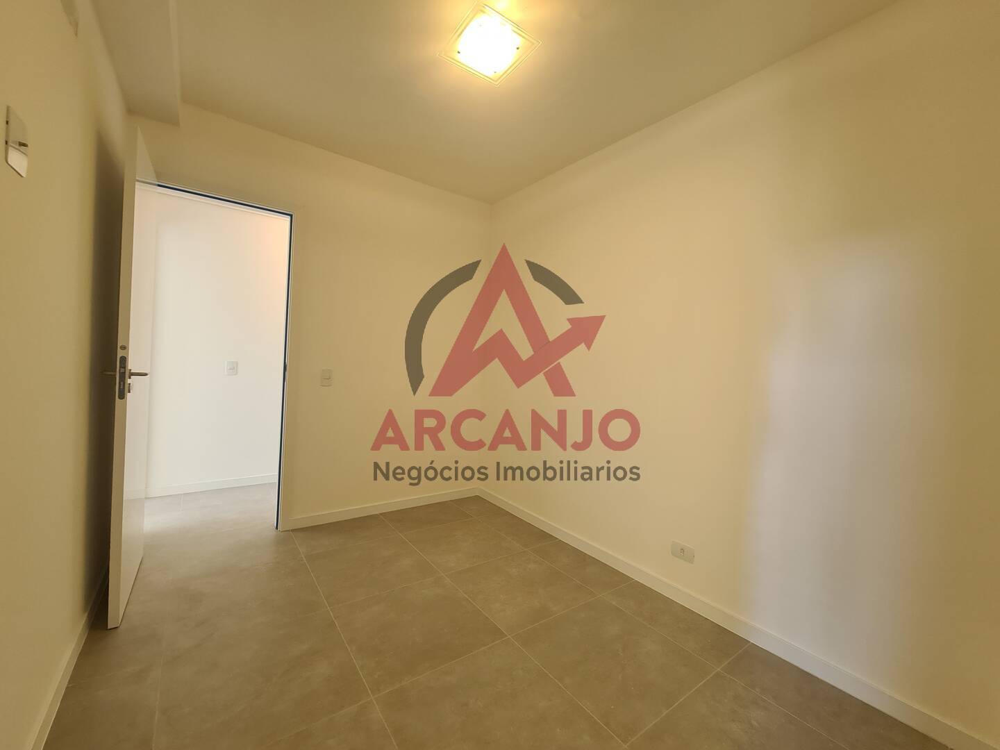 Apartamento para alugar com 3 quartos, 111m² - Foto 11