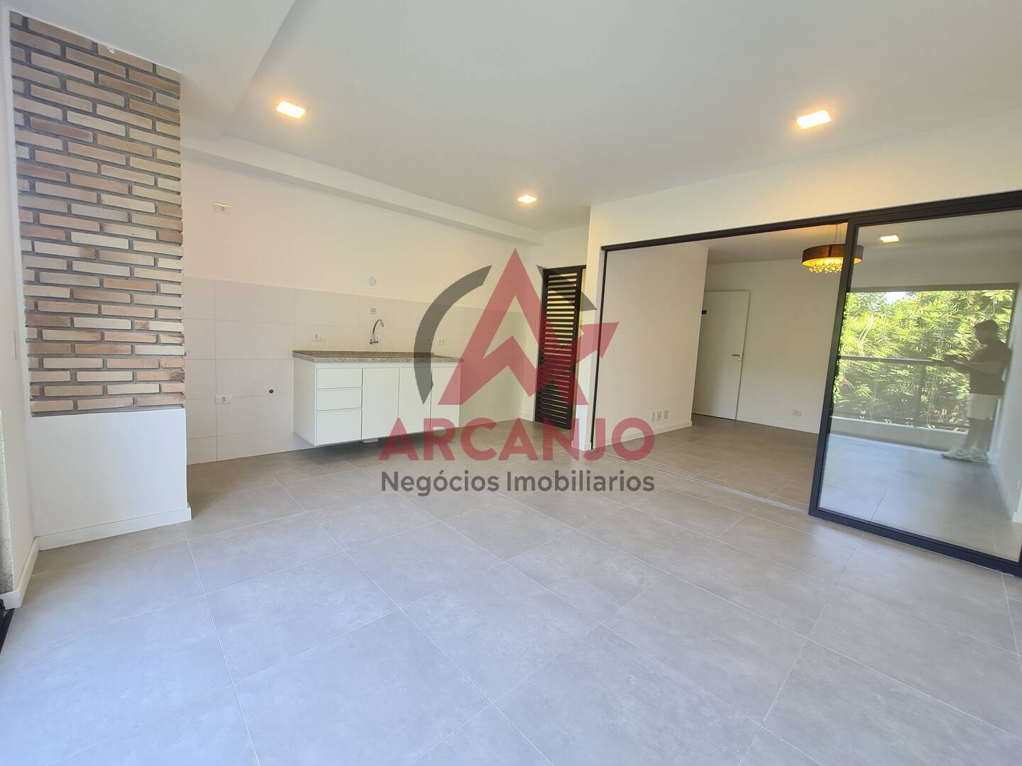 Apartamento para alugar com 2 quartos, 77m² - Foto 3