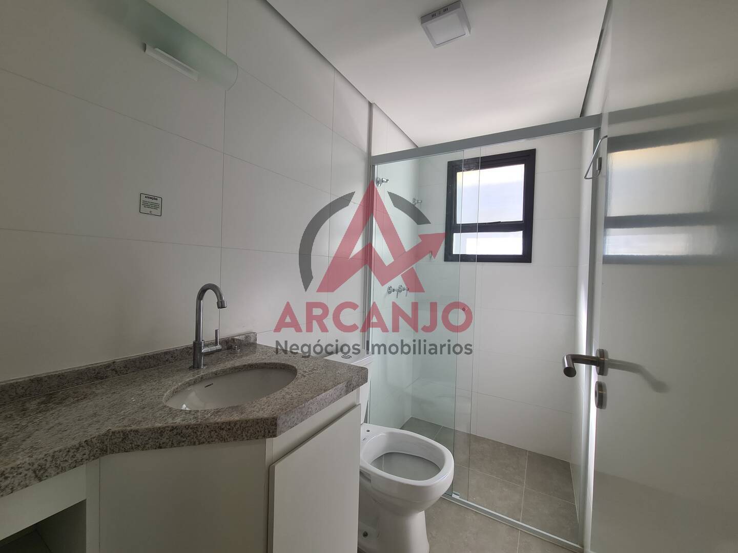 Apartamento para alugar com 2 quartos, 77m² - Foto 14