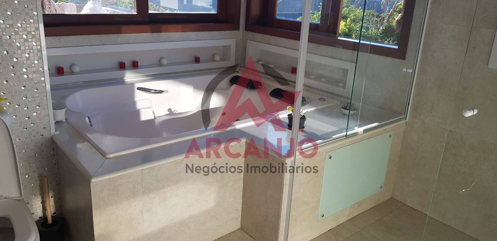 Casa à venda com 3 quartos, 450m² - Foto 25