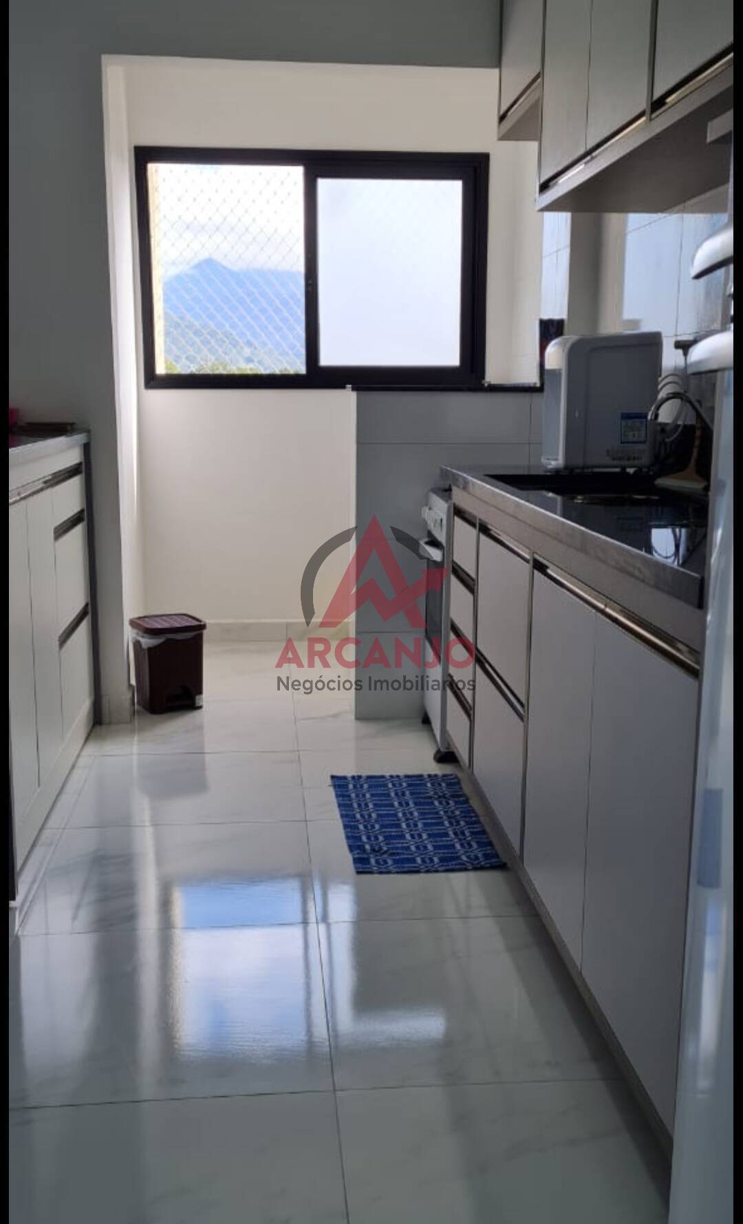 Apartamento à venda com 2 quartos, 69m² - Foto 4