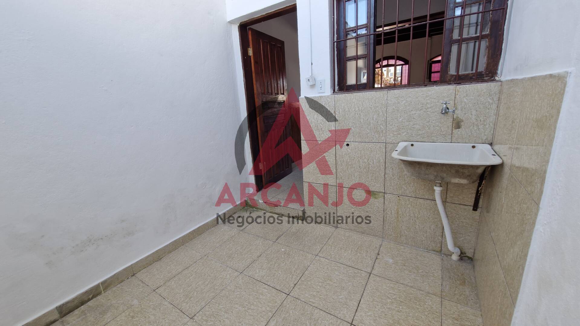 Casa à venda com 2 quartos, 80m² - Foto 16