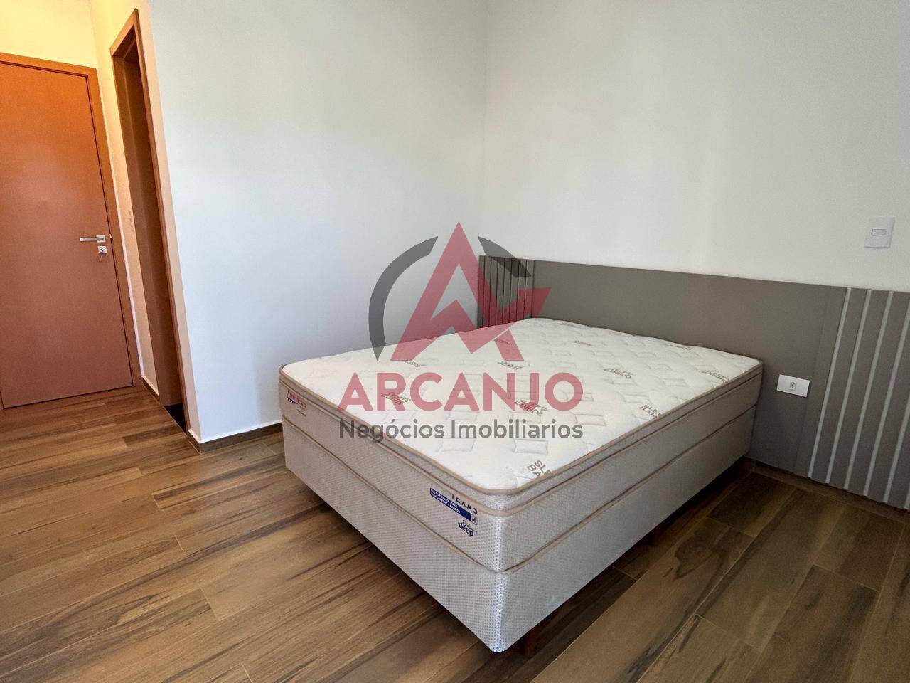 Apartamento à venda com 2 quartos, 75m² - Foto 16