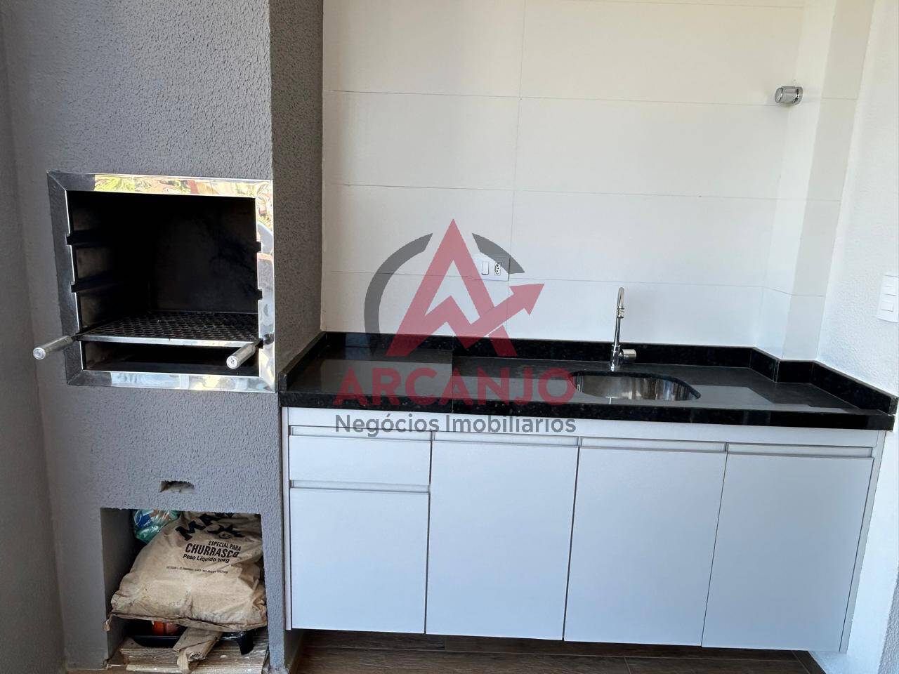 Apartamento à venda com 2 quartos, 75m² - Foto 25