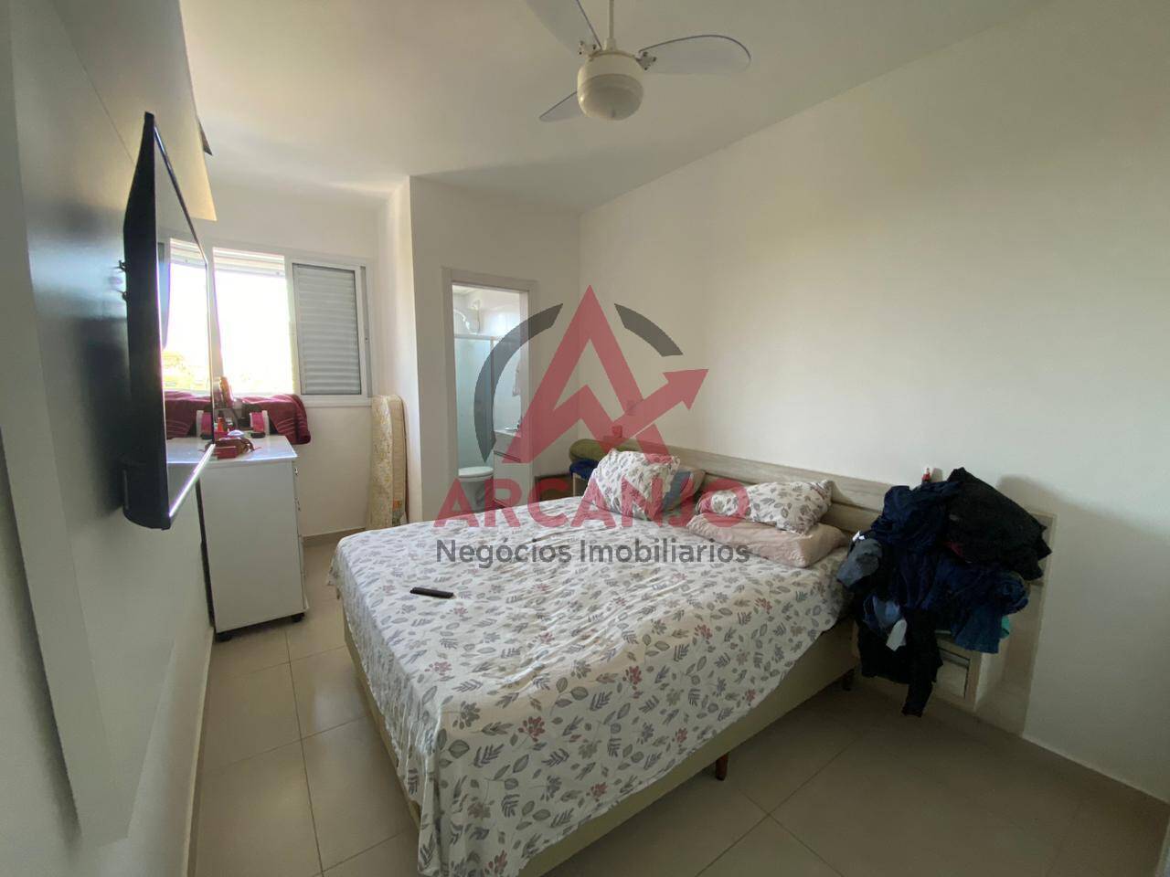 Apartamento para alugar com 2 quartos, 70m² - Foto 12