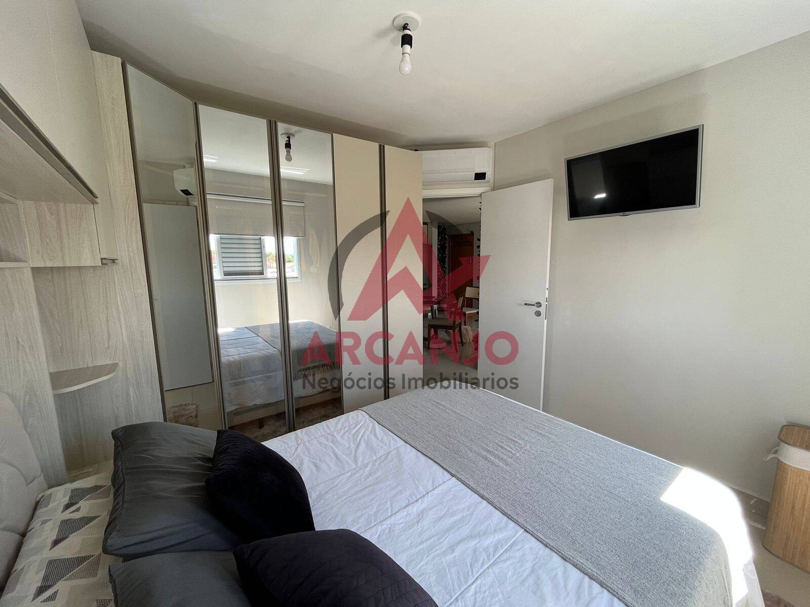 Apartamento à venda com 2 quartos, 56m² - Foto 21