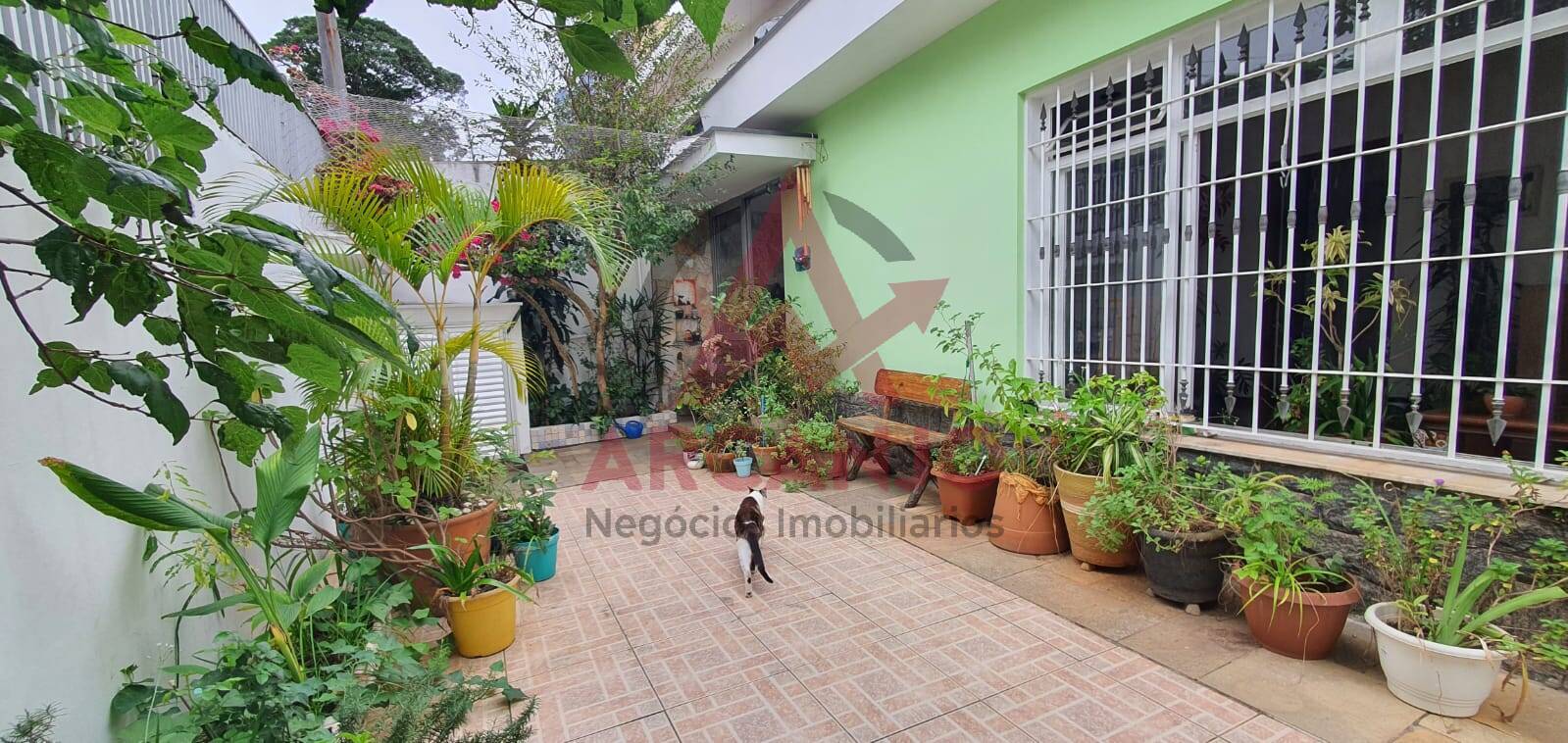 Casa à venda com 4 quartos, 197m² - Foto 3