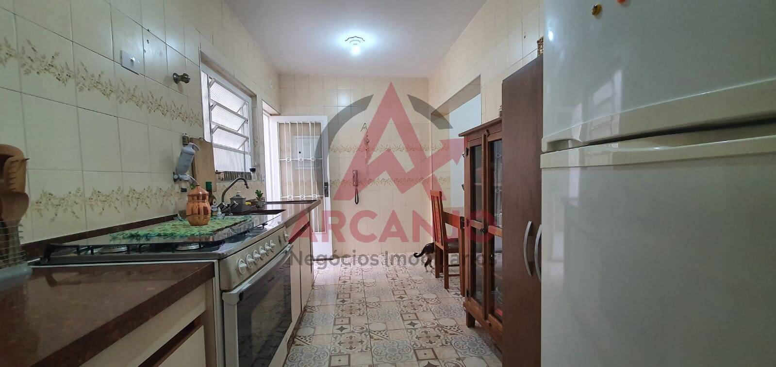 Casa à venda com 4 quartos, 197m² - Foto 10