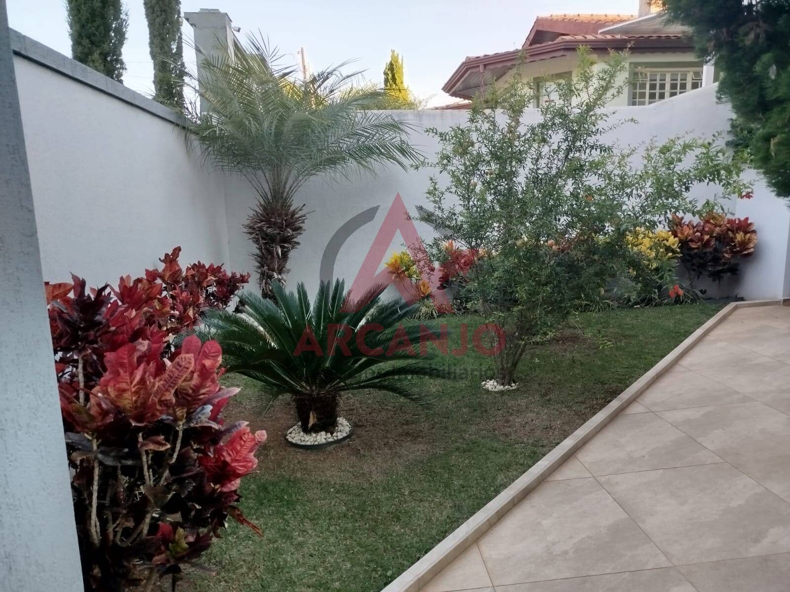 Casa à venda com 5 quartos, 345m² - Foto 24