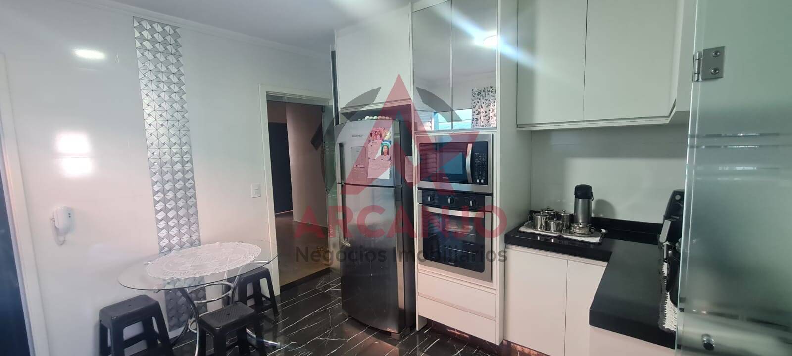 Casa à venda com 3 quartos, 360m² - Foto 9