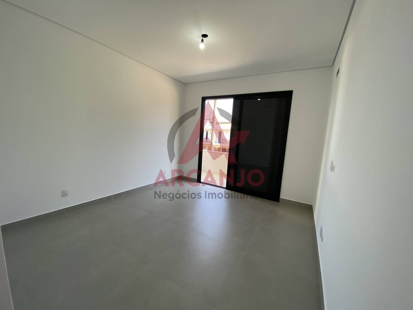 Casa à venda com 4 quartos, 270m² - Foto 16