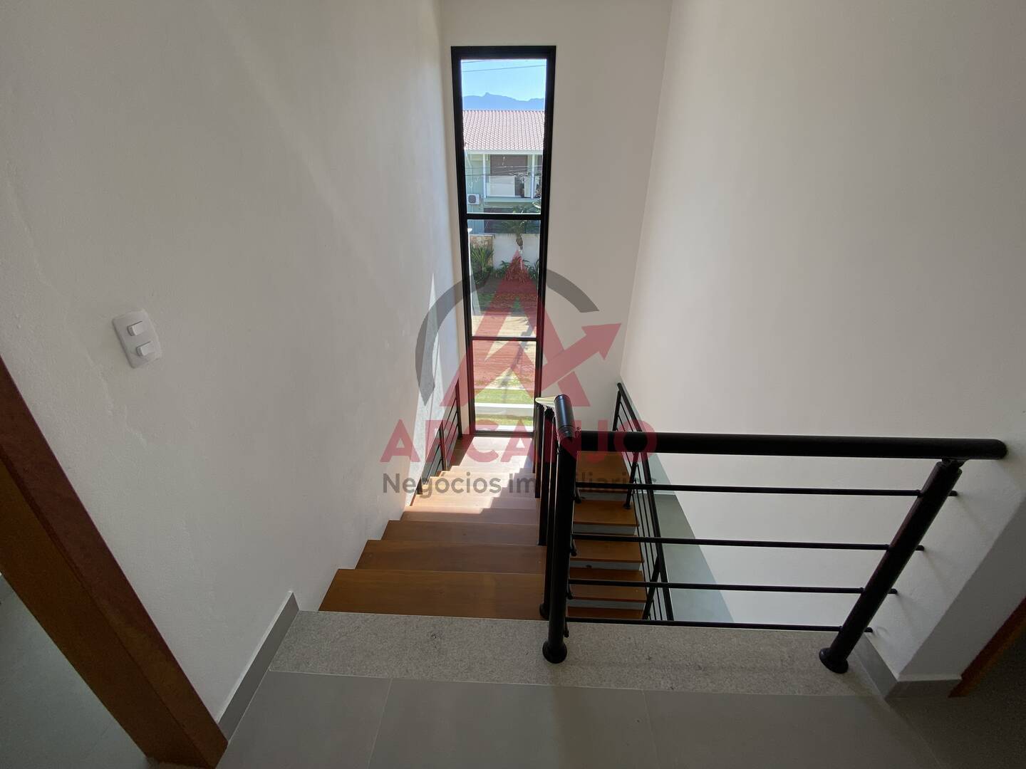 Casa à venda com 4 quartos, 270m² - Foto 10