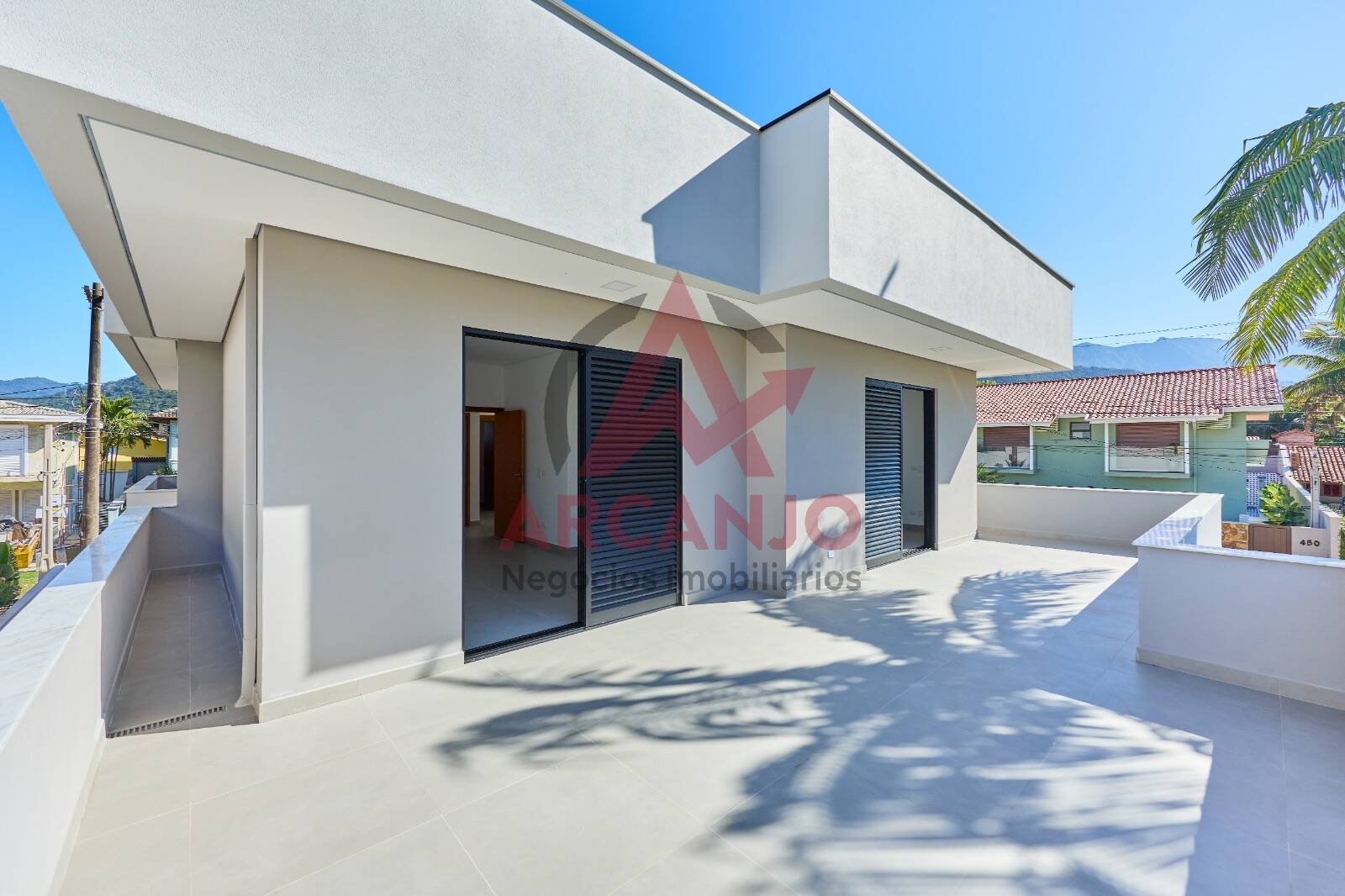 Casa à venda com 4 quartos, 270m² - Foto 37