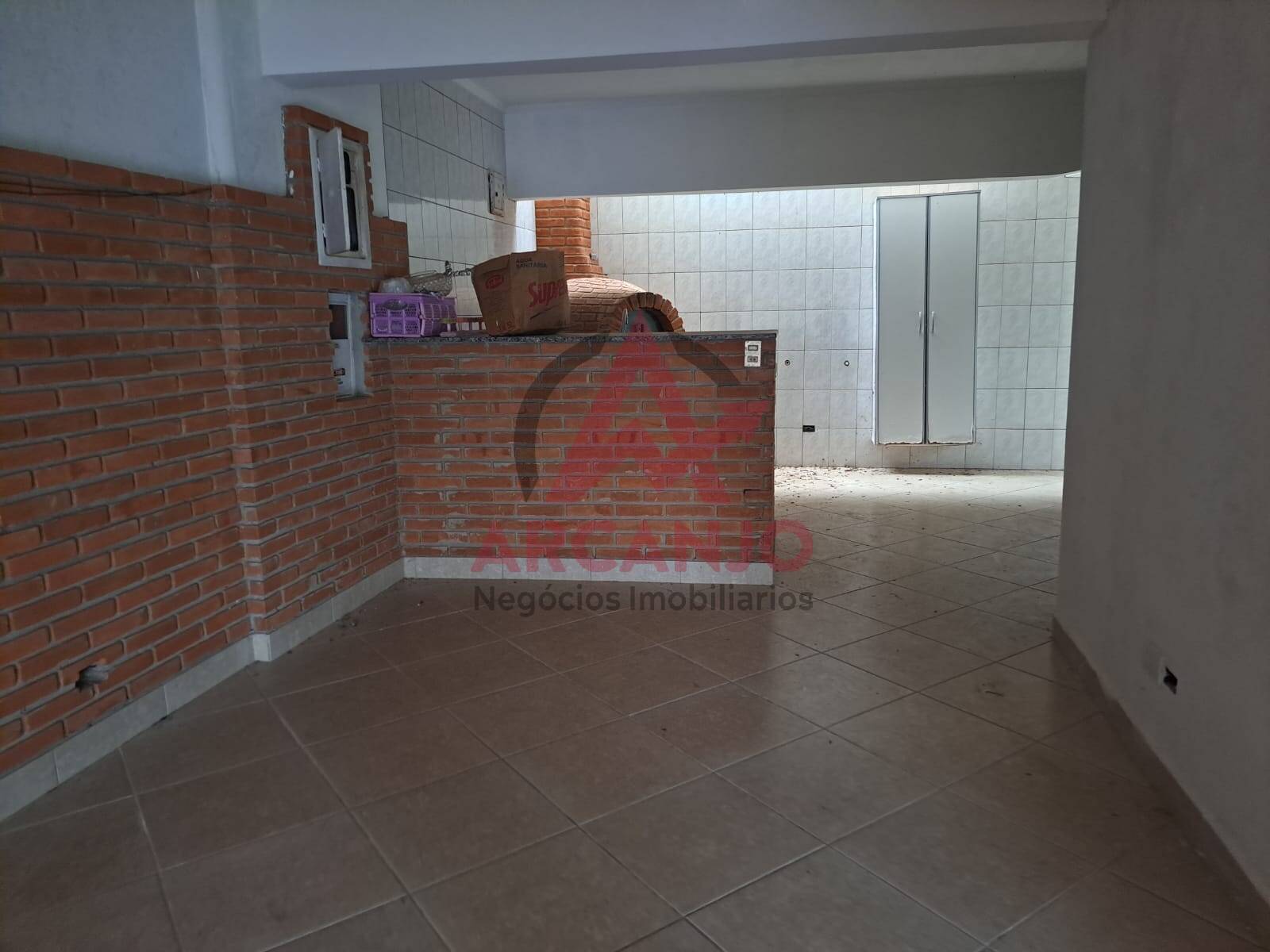 Casa à venda com 4 quartos, 300m² - Foto 34