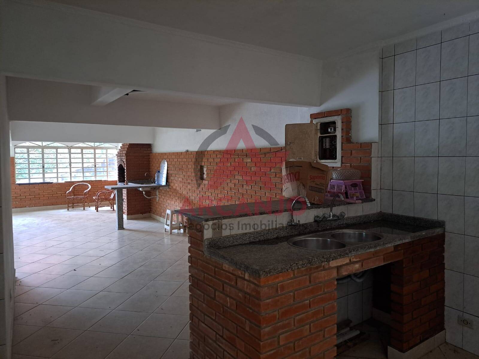 Casa à venda com 4 quartos, 300m² - Foto 38