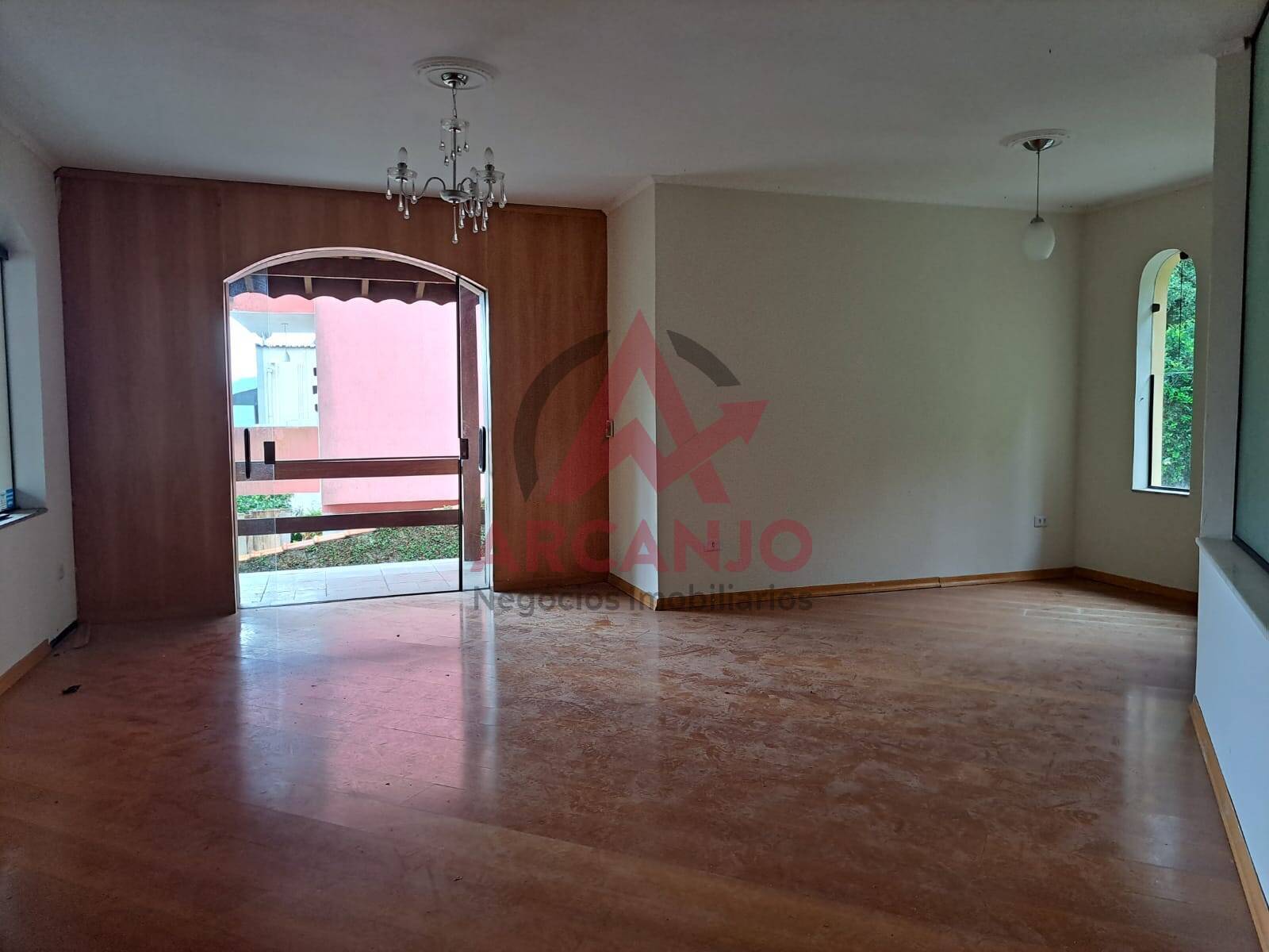 Casa à venda com 4 quartos, 300m² - Foto 40