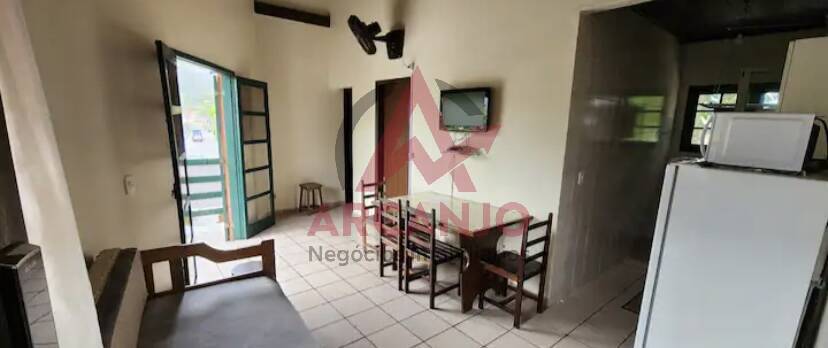 Apartamento à venda com 5 quartos, 236m² - Foto 9