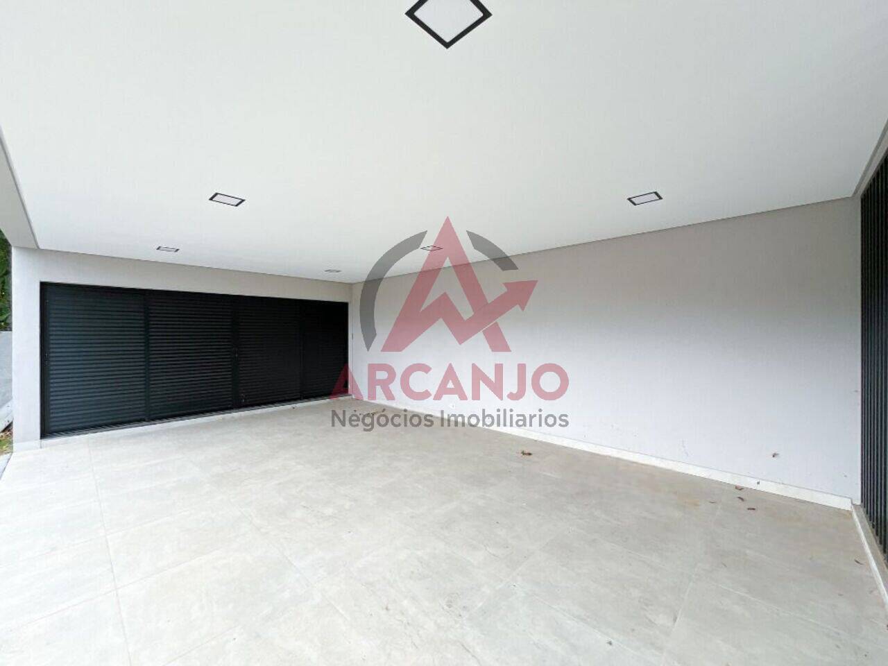 Casa à venda com 3 quartos, 350m² - Foto 5