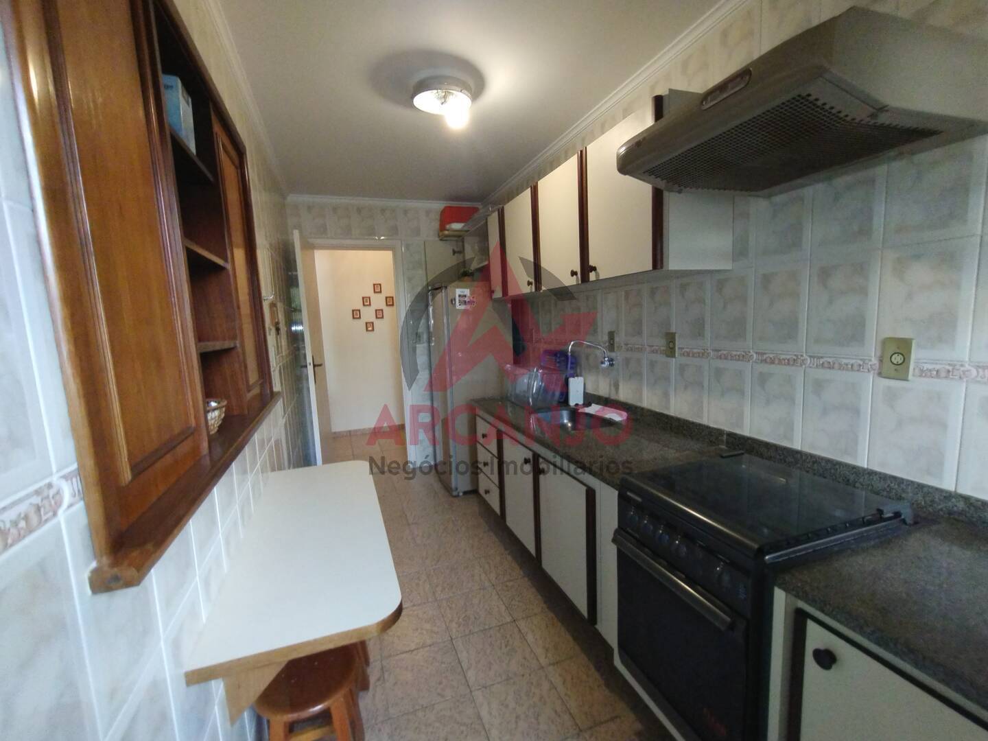 Apartamento para alugar com 2 quartos, 85m² - Foto 9