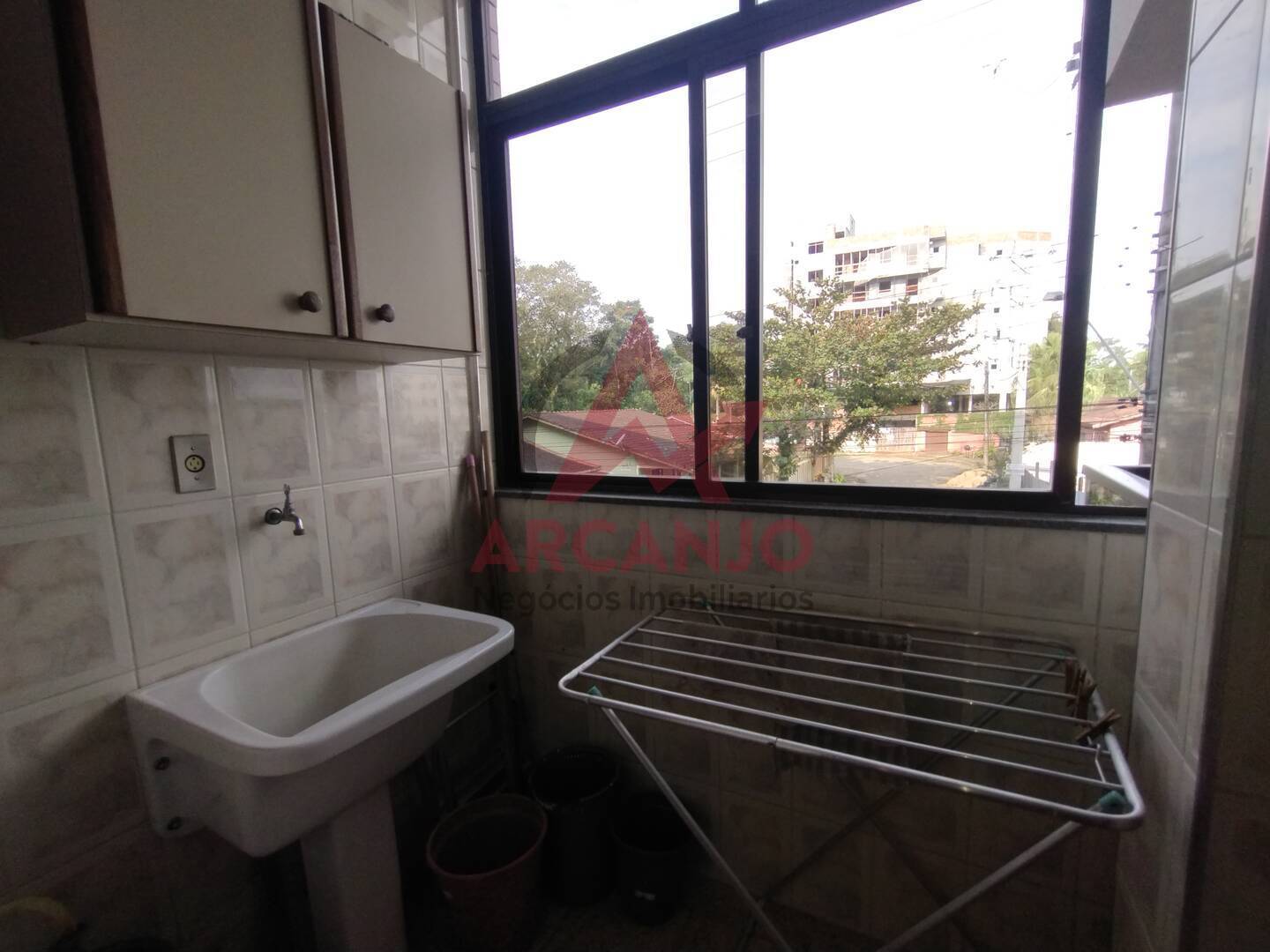 Apartamento para alugar com 2 quartos, 85m² - Foto 10