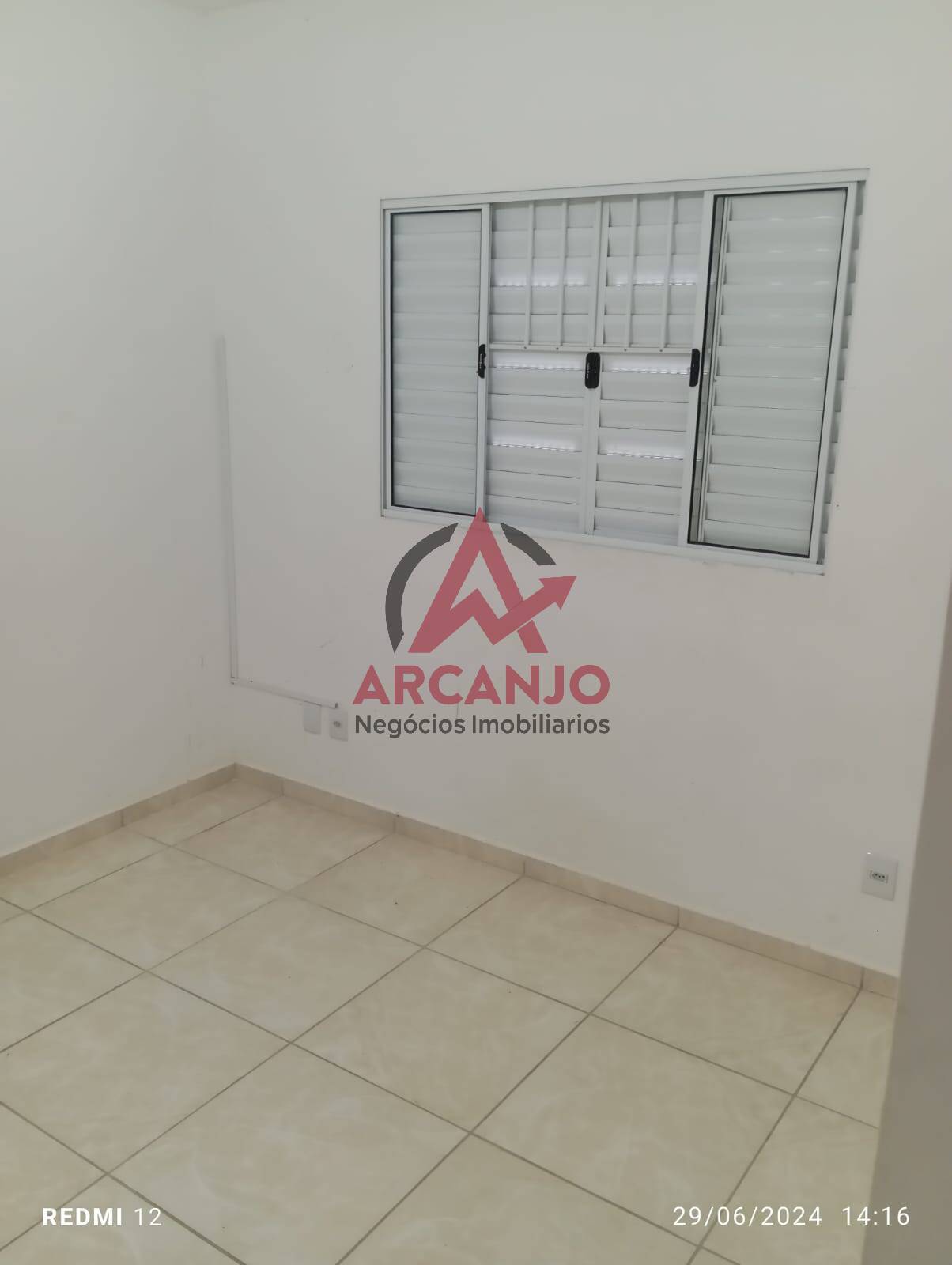 Apartamento à venda com 2 quartos, 60m² - Foto 7