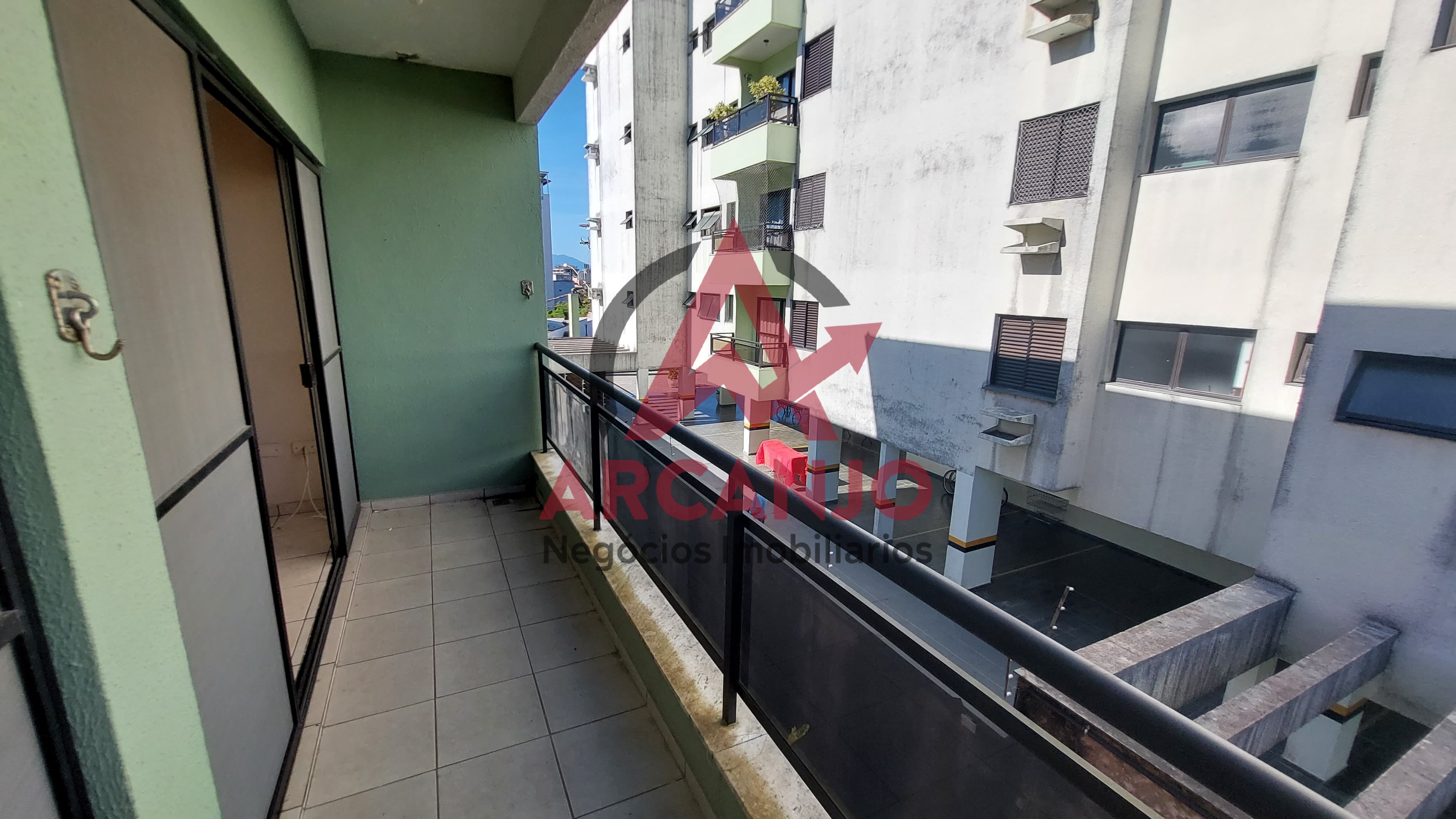 Apartamento à venda com 3 quartos, 125m² - Foto 5