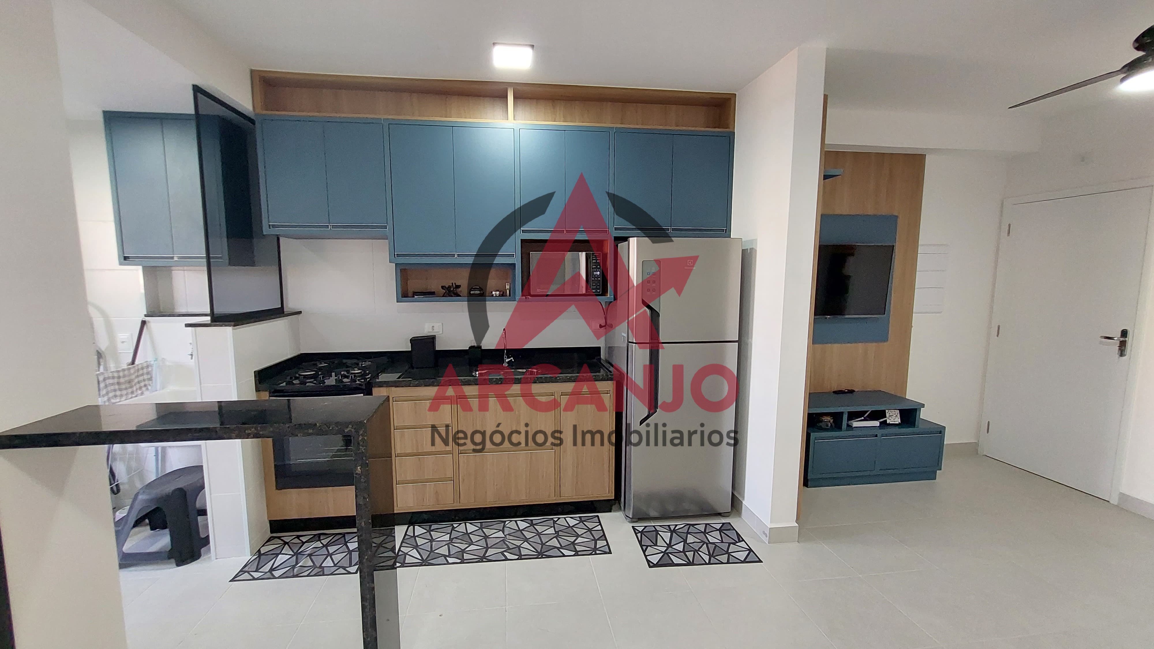 Apartamento à venda com 2 quartos, 70m² - Foto 4