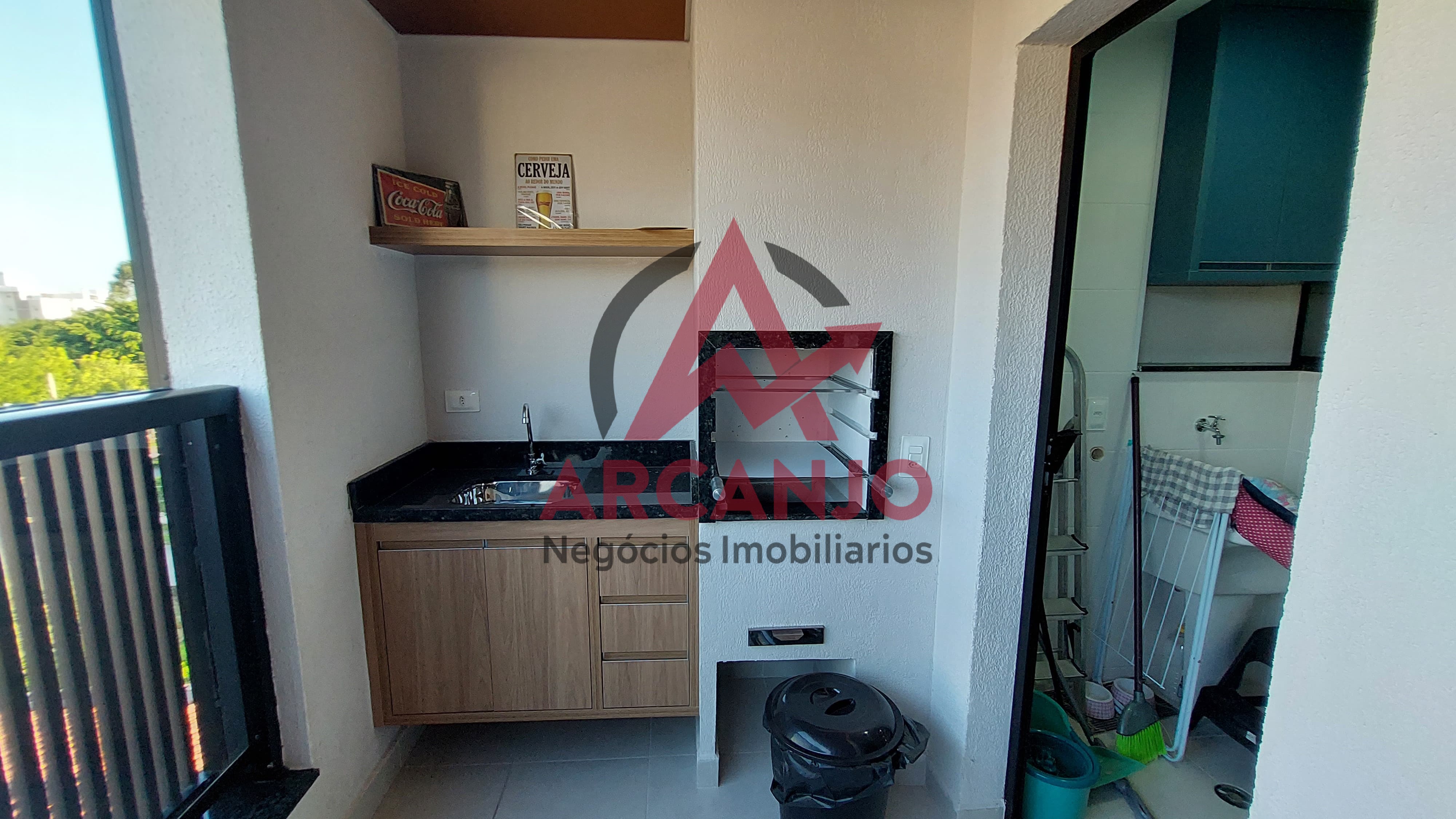 Apartamento à venda com 2 quartos, 70m² - Foto 9