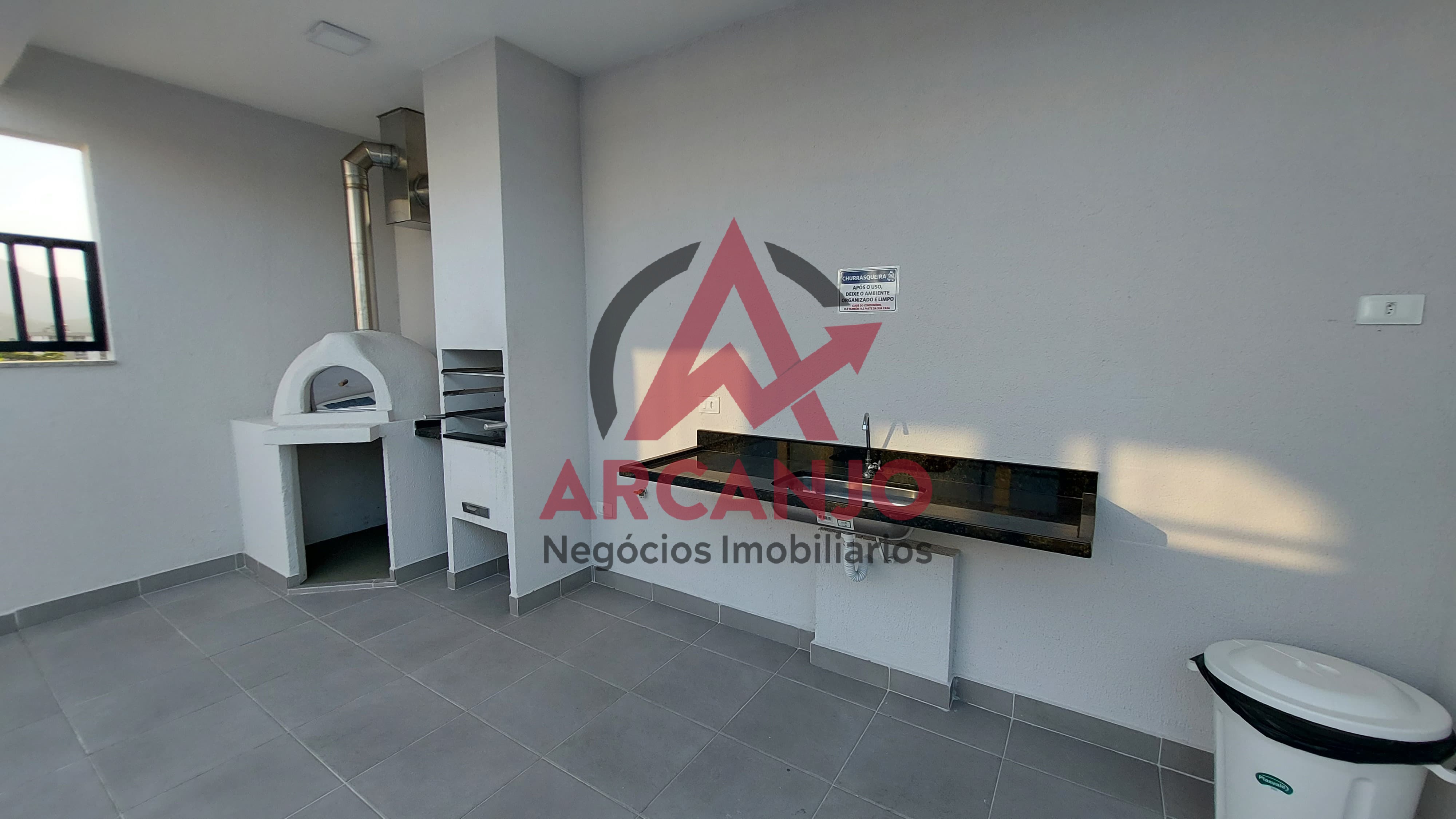 Apartamento à venda com 2 quartos, 70m² - Foto 18