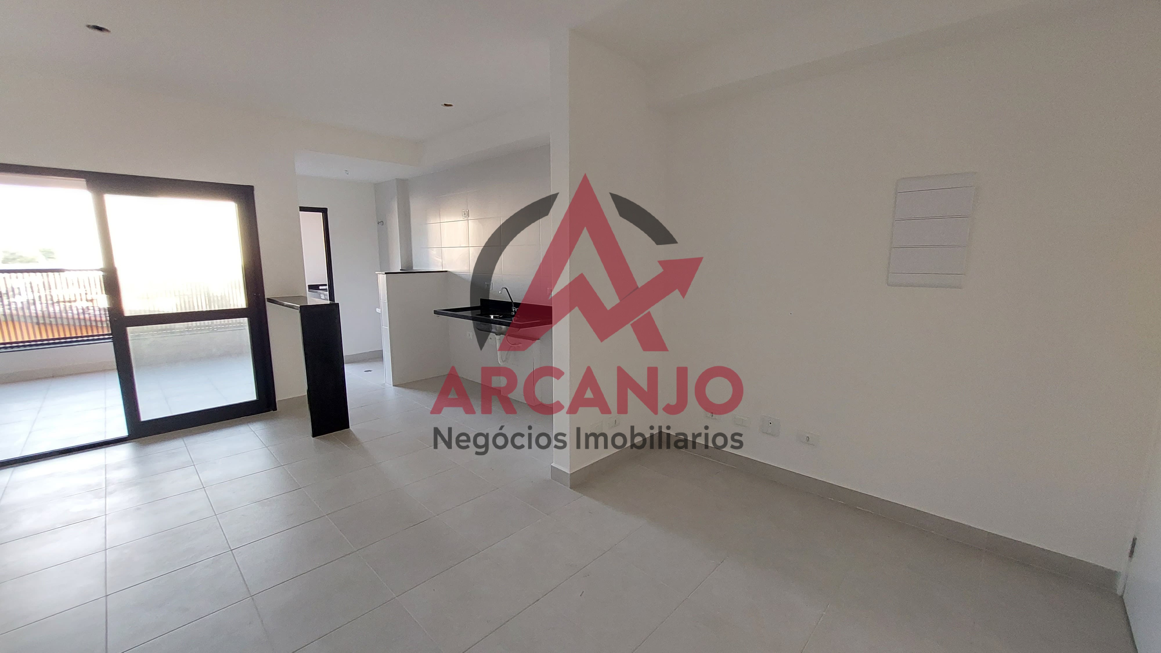 Apartamento à venda com 2 quartos, 70m² - Foto 4