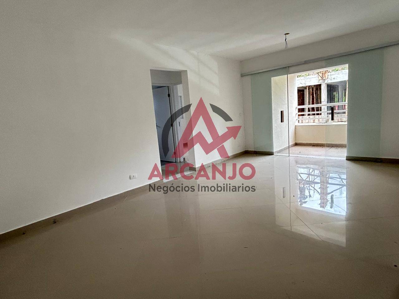 Apartamento à venda com 2 quartos, 73m² - Foto 1