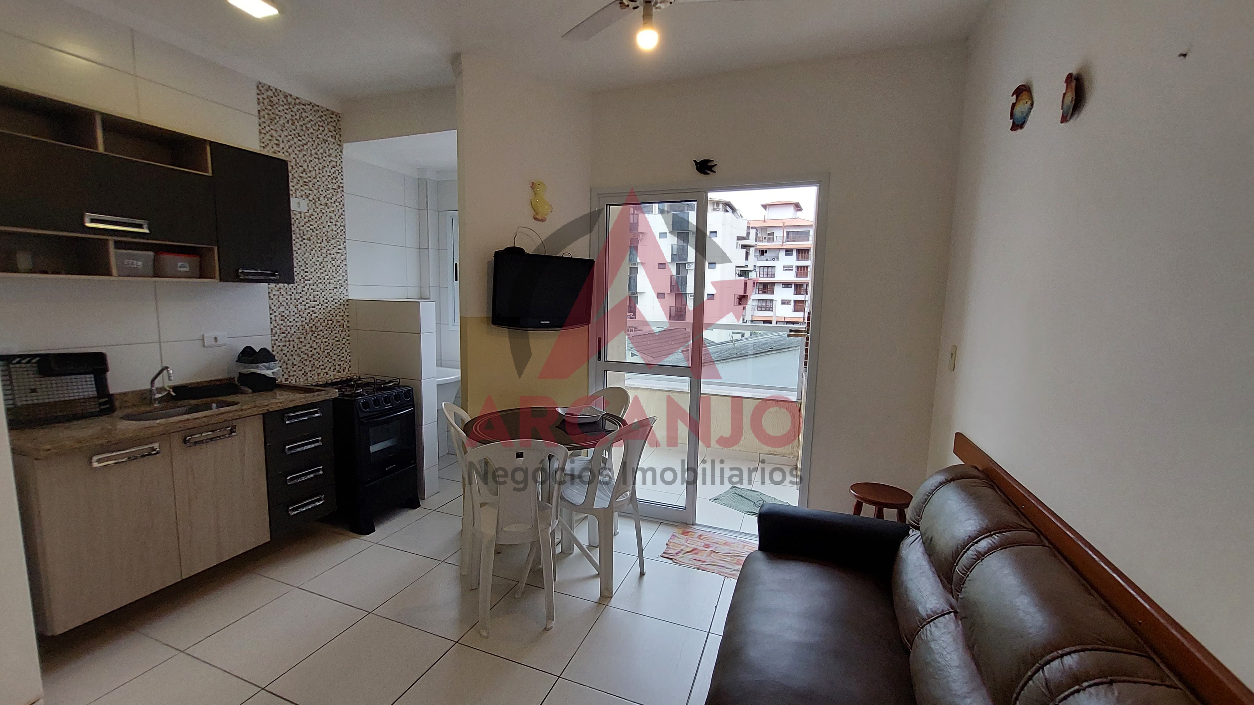 Apartamento à venda com 1 quarto, 50m² - Foto 2