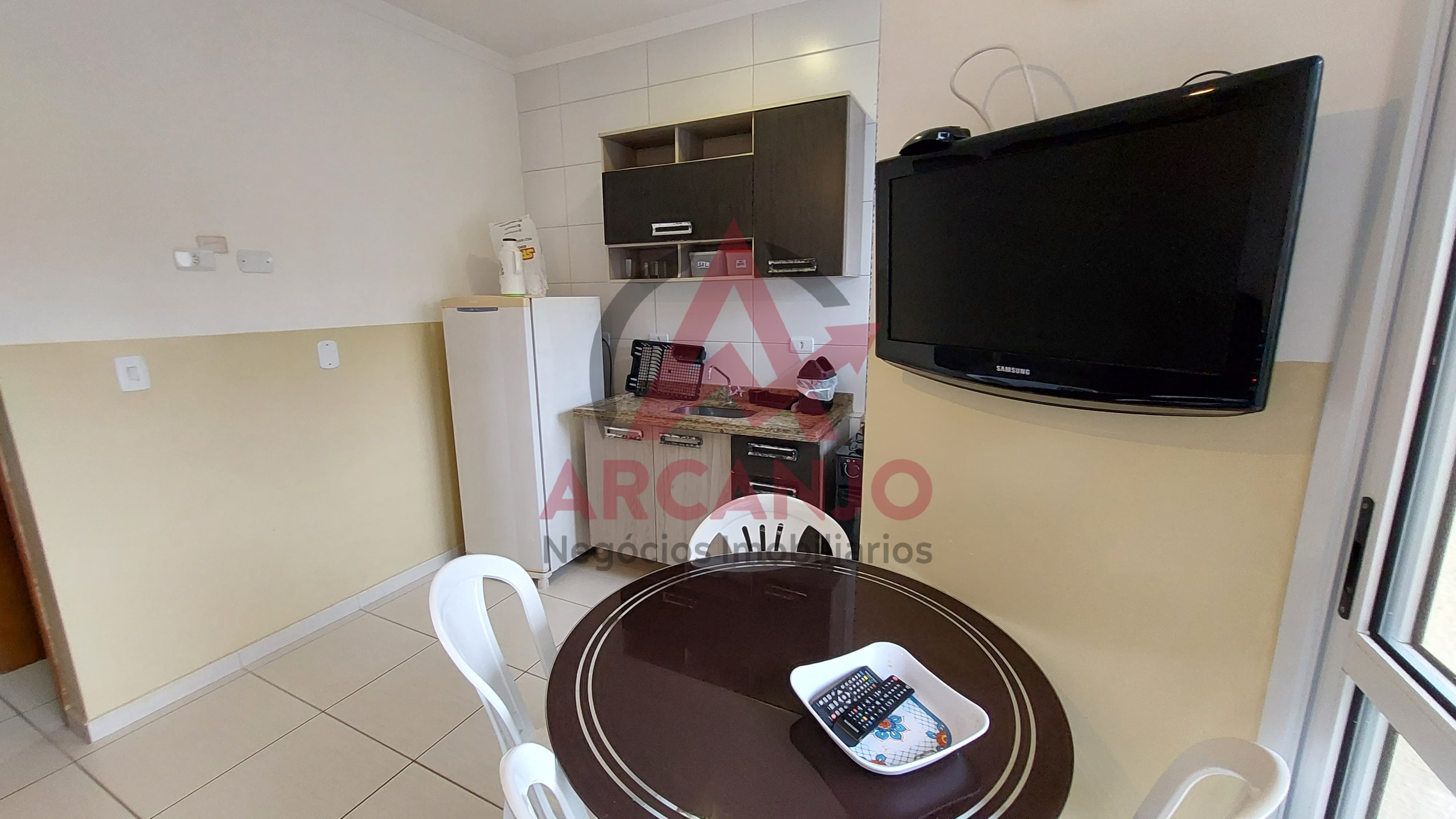 Apartamento à venda com 1 quarto, 50m² - Foto 5