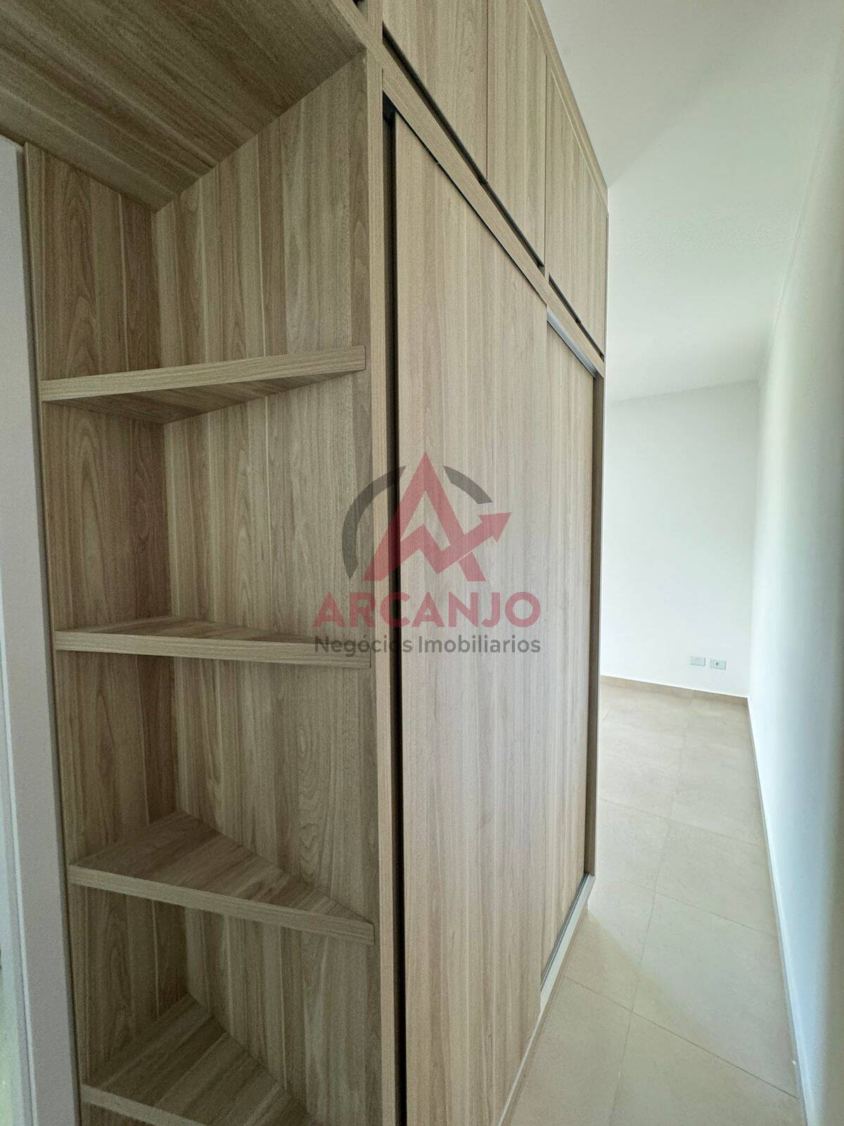 Apartamento à venda com 2 quartos, 82m² - Foto 11