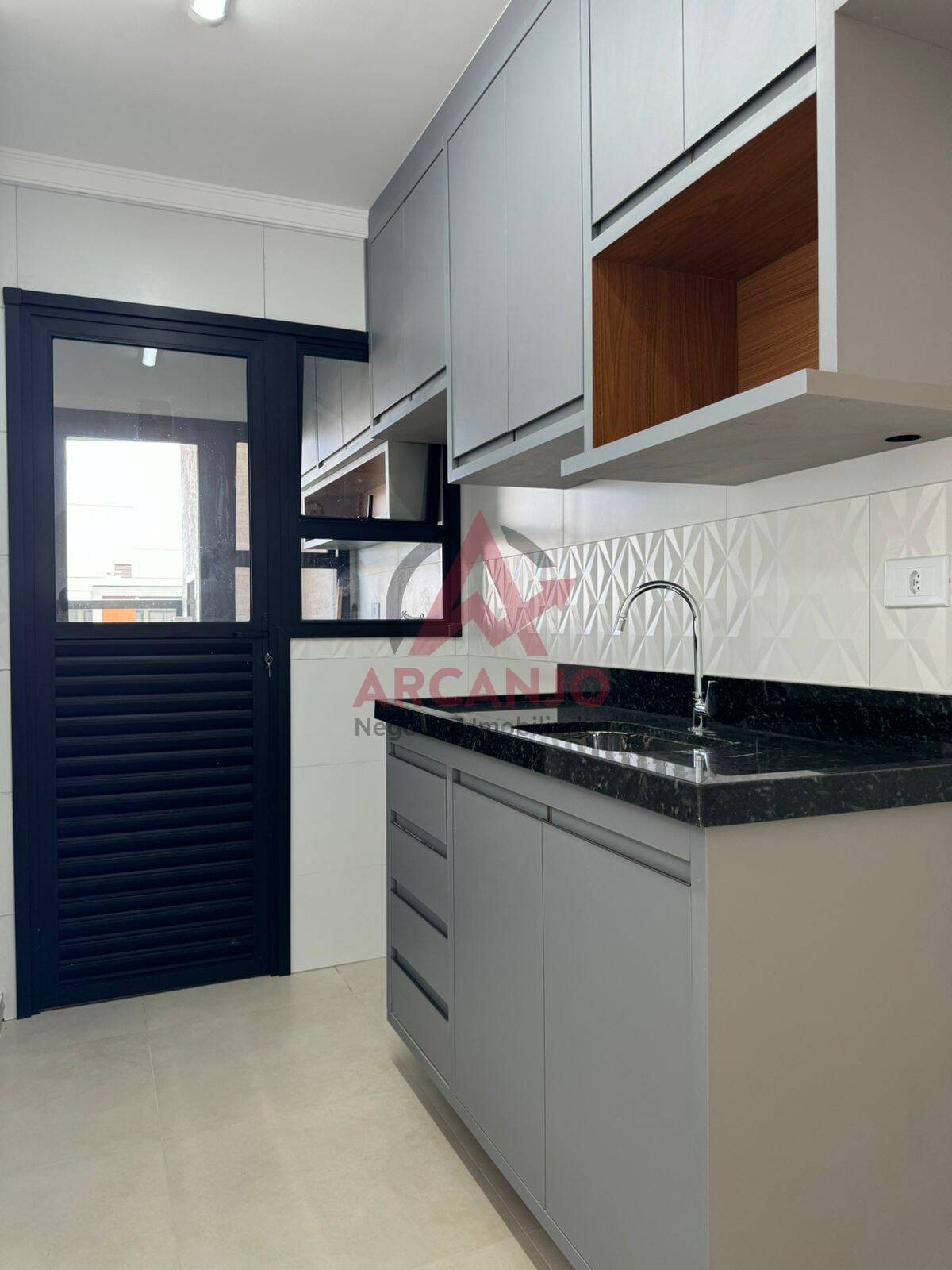 Apartamento à venda com 2 quartos, 82m² - Foto 6