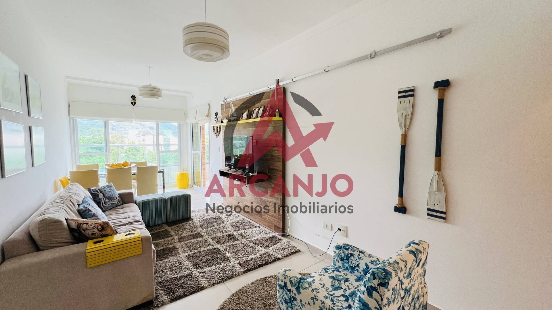 Apartamento à venda com 3 quartos, 146m² - Foto 1