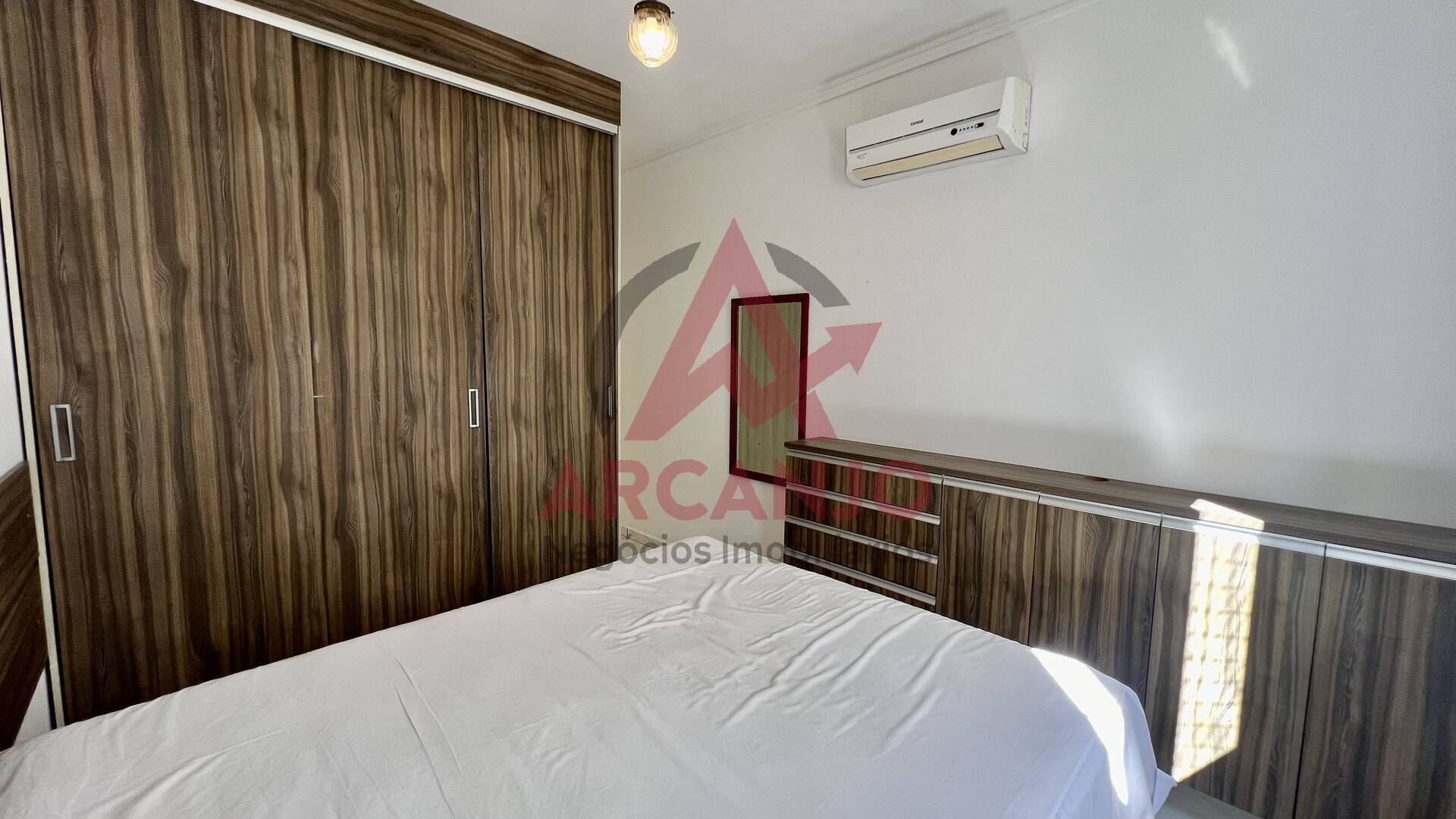 Apartamento para alugar com 2 quartos, 86m² - Foto 12