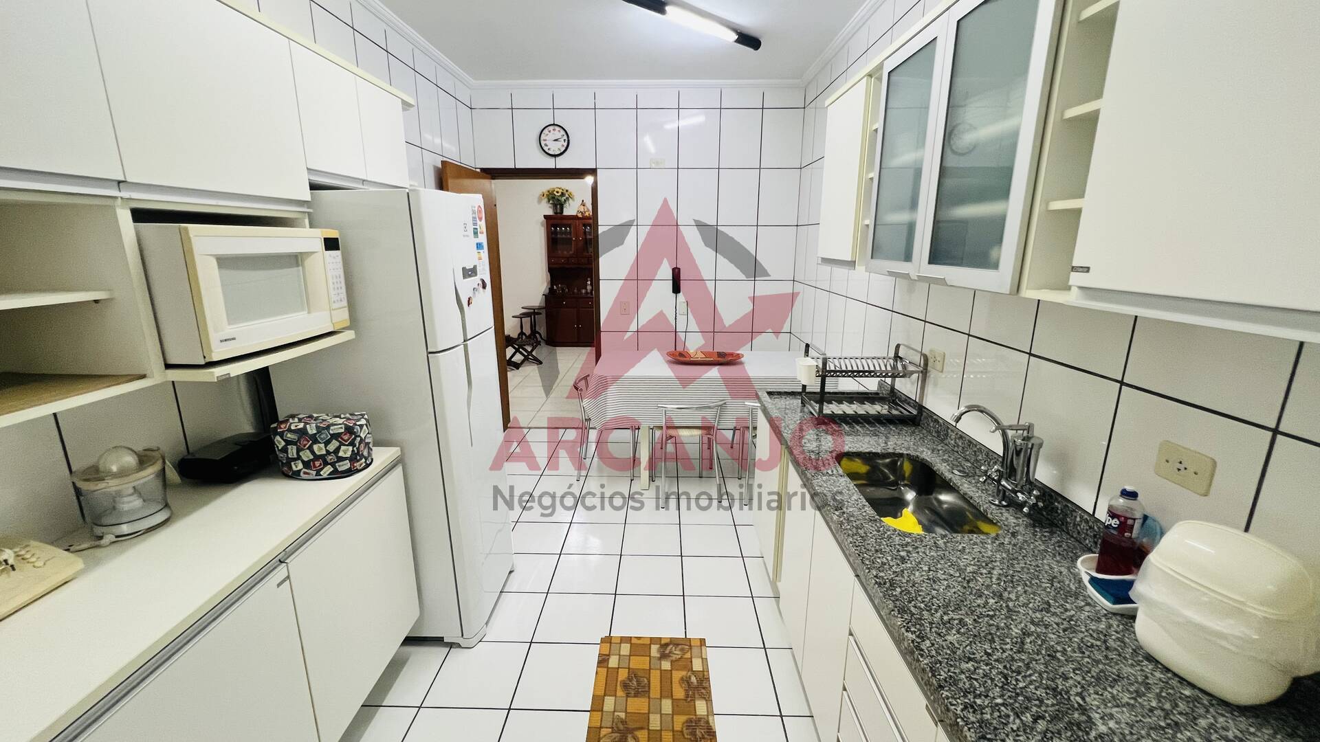 Apartamento à venda com 3 quartos, 120m² - Foto 18