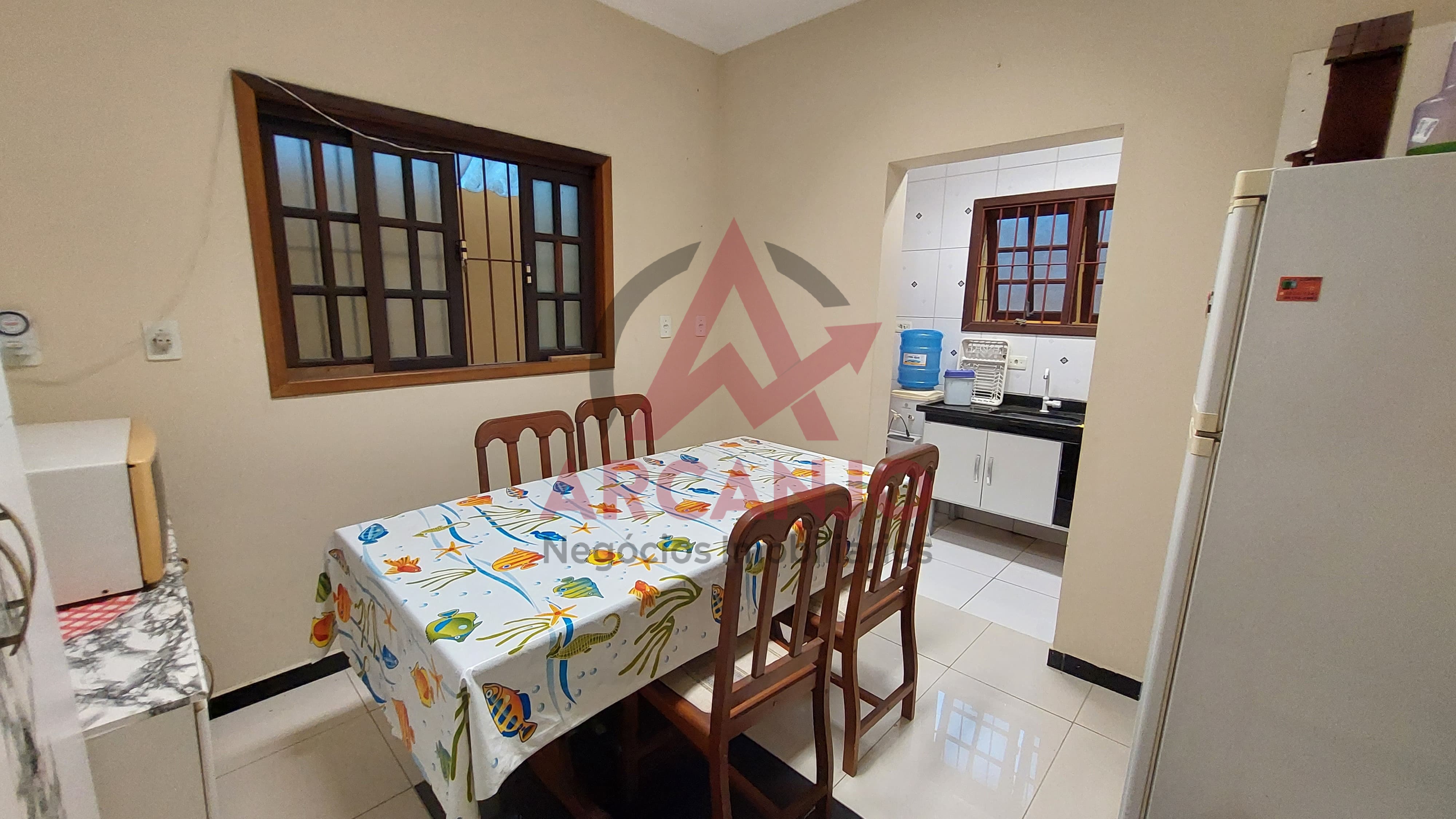 Casa à venda com 2 quartos, 83m² - Foto 5