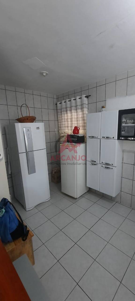 Casa à venda com 2 quartos, 302m² - Foto 22