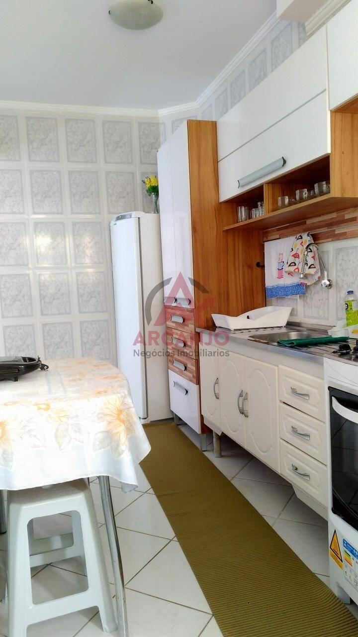 Apartamento à venda com 2 quartos, 72m² - Foto 5