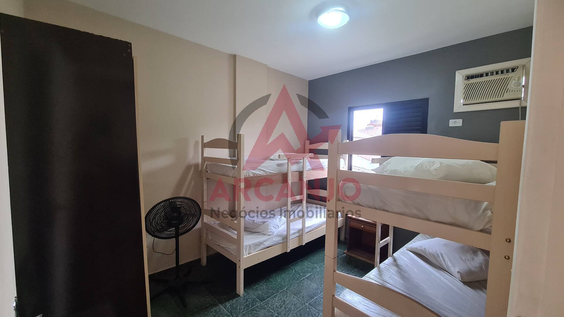 Apartamento para alugar com 2 quartos, 65m² - Foto 20