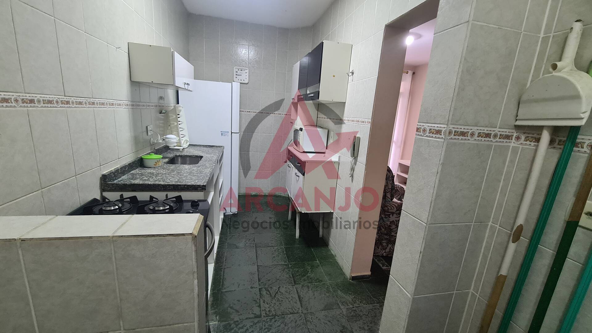 Apartamento para alugar com 2 quartos, 65m² - Foto 24